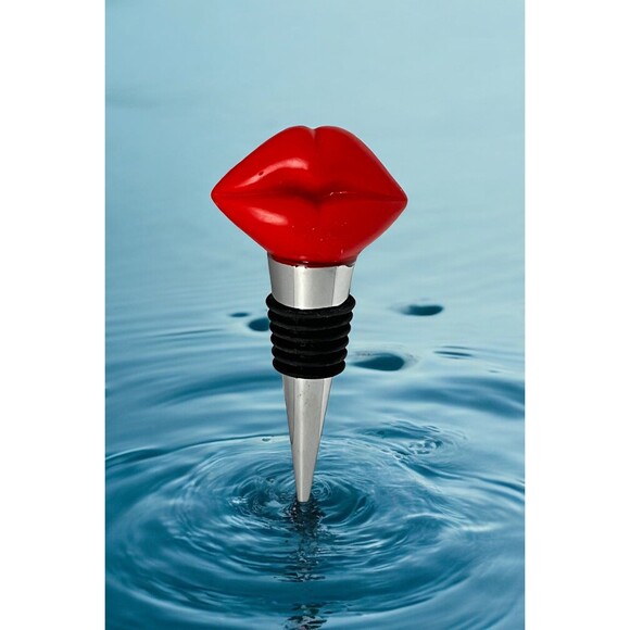 Glamorous Red Lips Wine Bottle Stopper - Fun Way to Keep Wine Fresh! - Picture 2 of 5